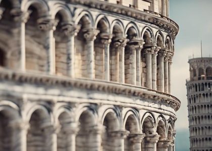 pisa tower houses features